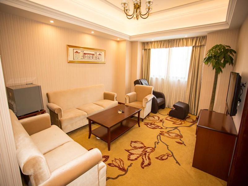 Vienna International Hotel Shanghai Pudong Xiupu Road מראה חיצוני תמונה