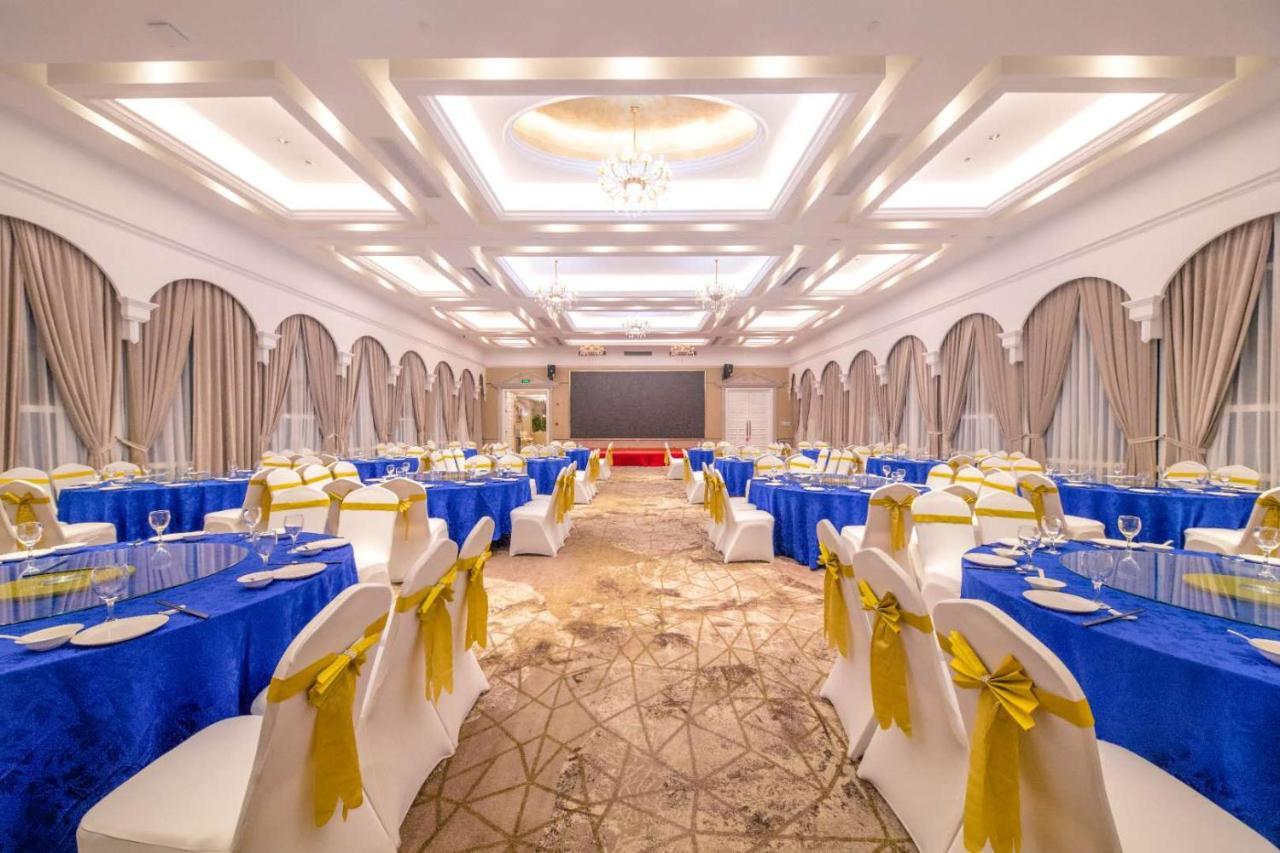 Vienna International Hotel Shanghai Pudong Xiupu Road מראה חיצוני תמונה
